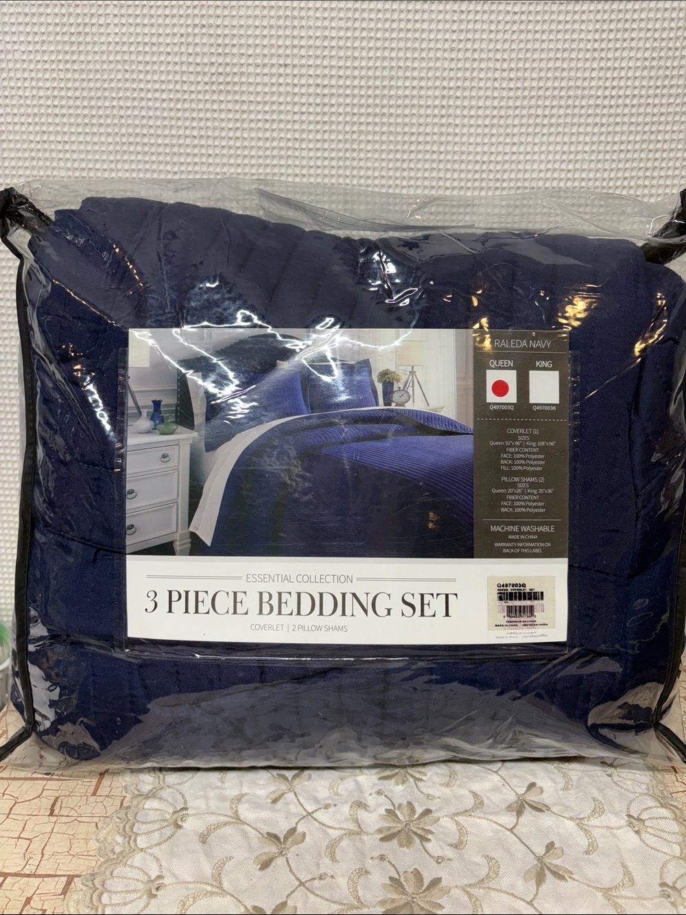 Queen coverlet set
